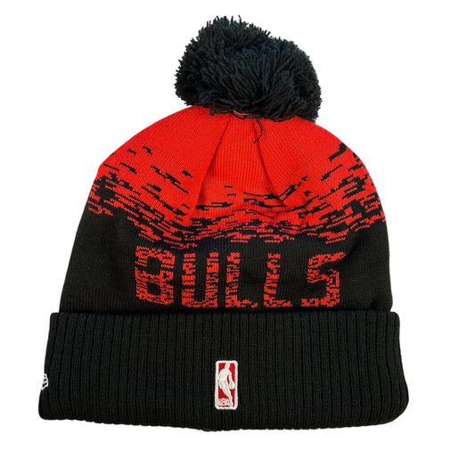 Chicago Bulls Red & Black Bobble Hat