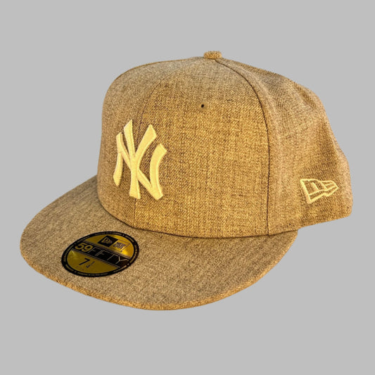 New York Yankees Grey 59FIFTY Snapback Cap 