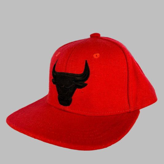 Chicago Bulls Black Logo Adidas Snapback Cap 